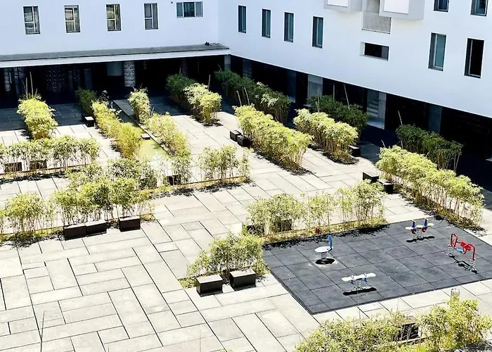 Airport Expo 公寓 *